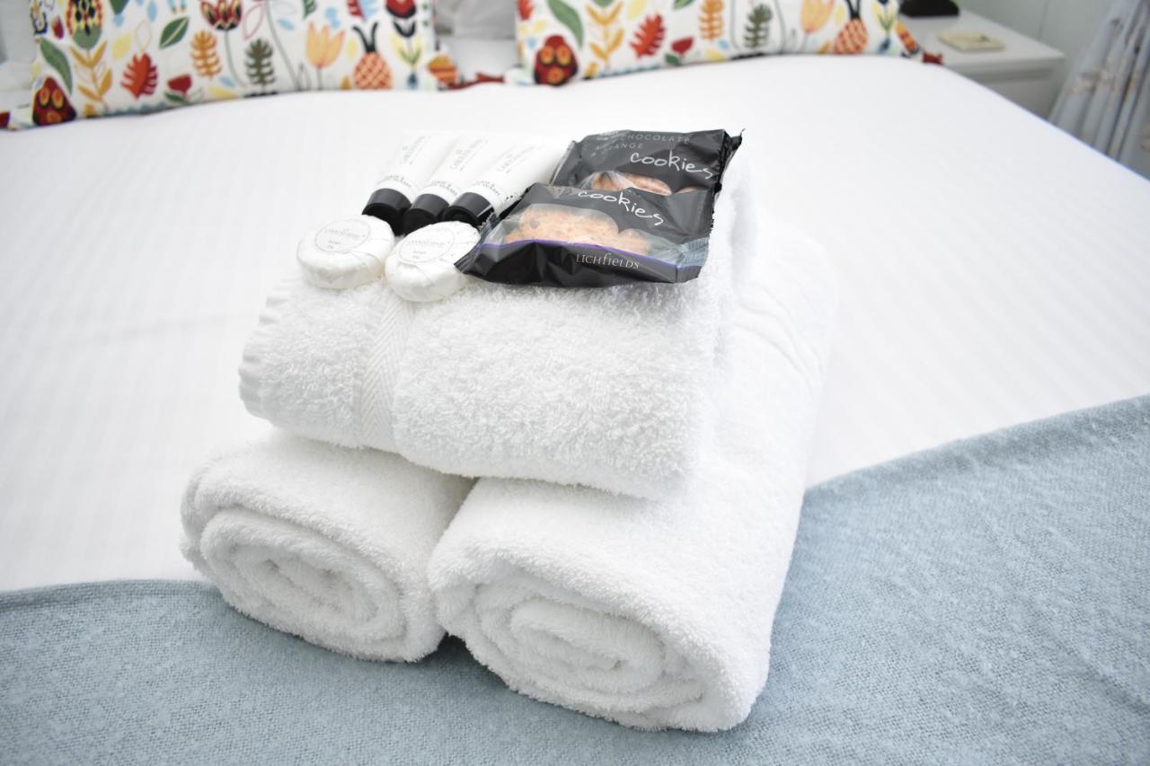 Bernard St - Bright And Spacious 1 Bed Apartment At The Shore! เอดินบะระ ภายนอก รูปภาพ